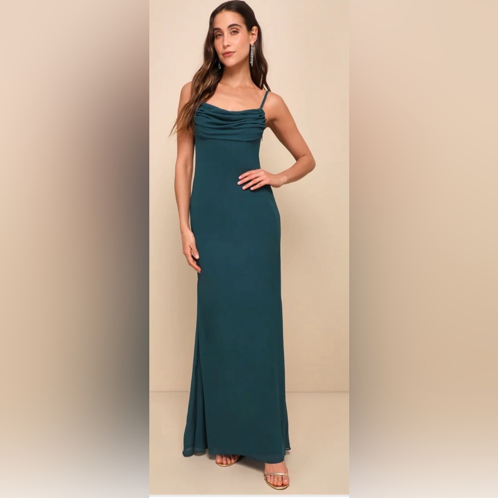 Lulu’s Gorgeous Captivated Emerald Green Cowl Neck Maxi Dress Size 6 Wedding